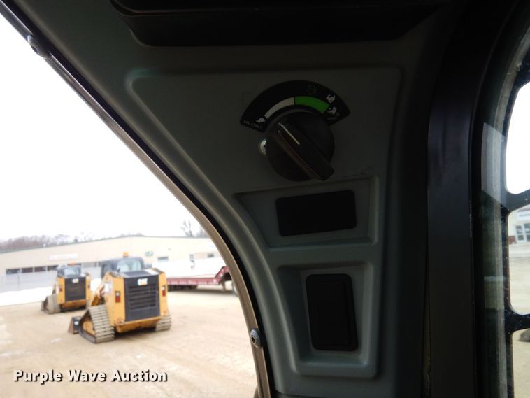 image for item KU9874 2016 Caterpillar 279D  tracked skid steer loader