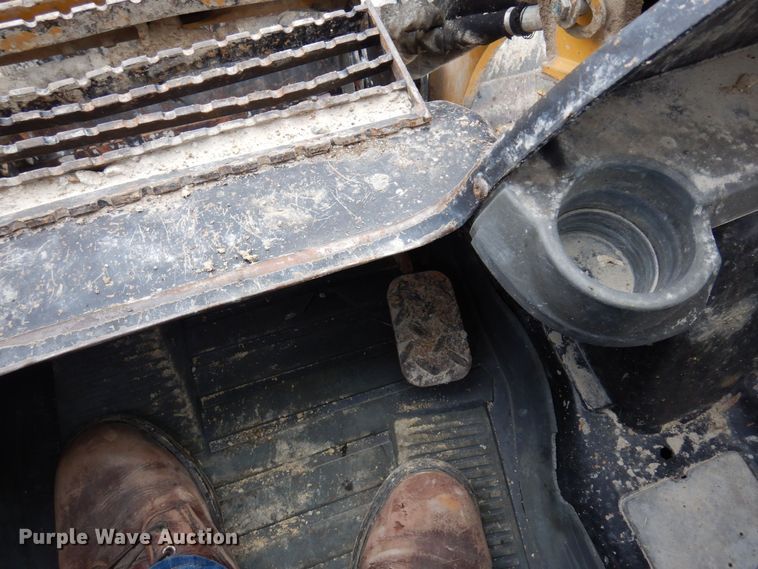 image for item KU9875 2015 Caterpillar 289D  tracked skid steer loader