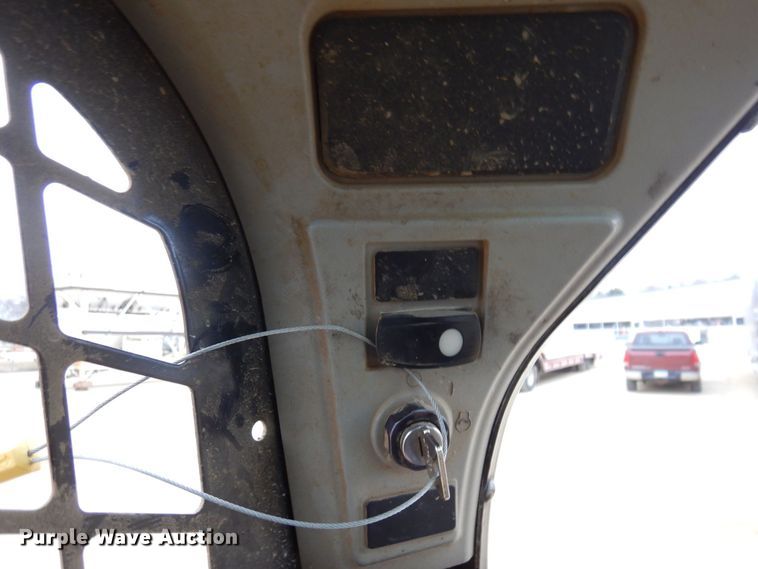 image for item KU9875 2015 Caterpillar 289D  tracked skid steer loader