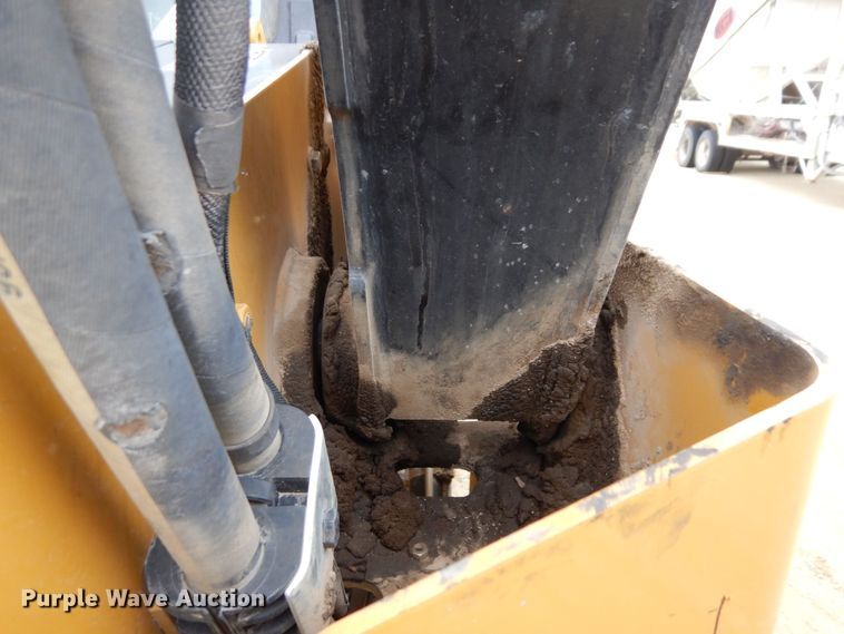 image for item KU9876 2017 Caterpillar 289D  tracked skid steer loader