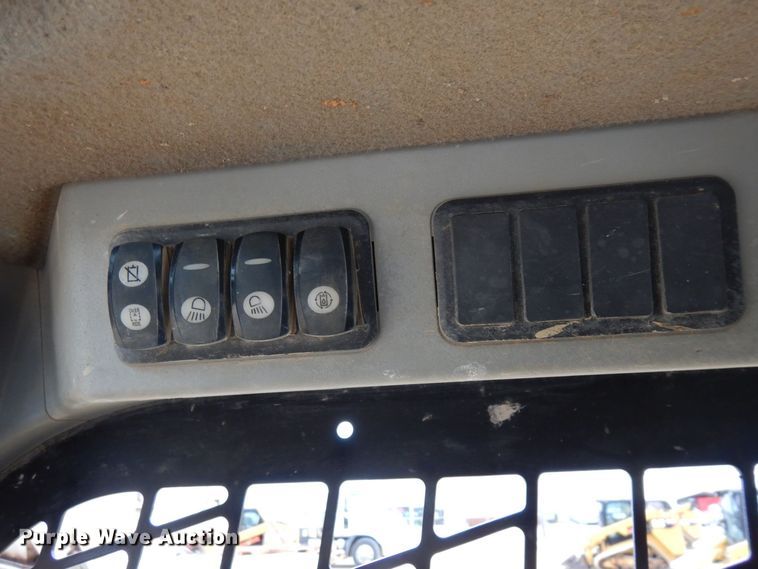 image for item KU9876 2017 Caterpillar 289D  tracked skid steer loader