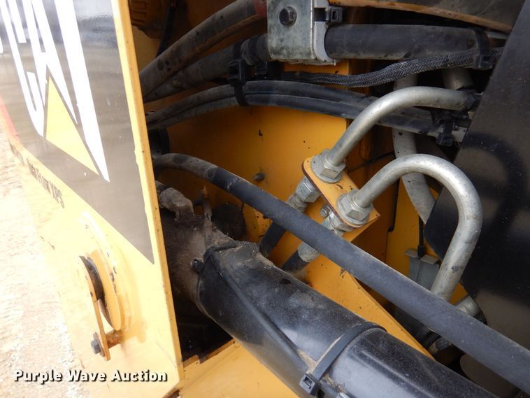 image for item KU9877 2017 Caterpillar 279D  tracked skid steer loader