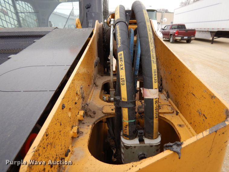 image for item KU9877 2017 Caterpillar 279D  tracked skid steer loader