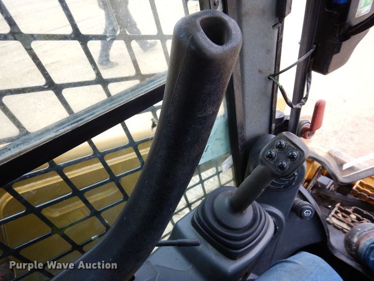 image for item KU9877 2017 Caterpillar 279D  tracked skid steer loader