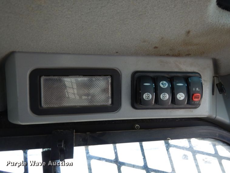 image for item KU9877 2017 Caterpillar 279D  tracked skid steer loader