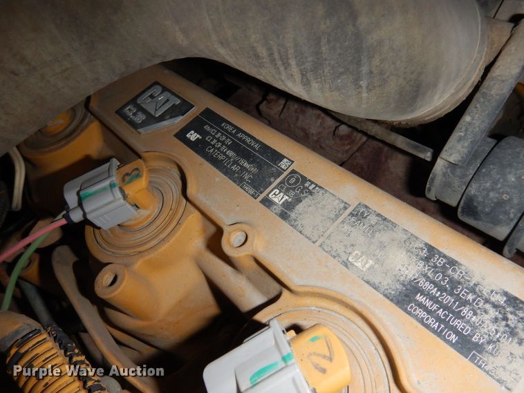 image for item KU9877 2017 Caterpillar 279D  tracked skid steer loader