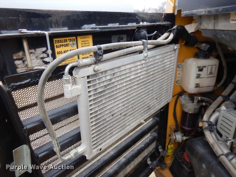 image for item KU9877 2017 Caterpillar 279D  tracked skid steer loader