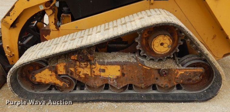 image for item KU9877 2017 Caterpillar 279D  tracked skid steer loader