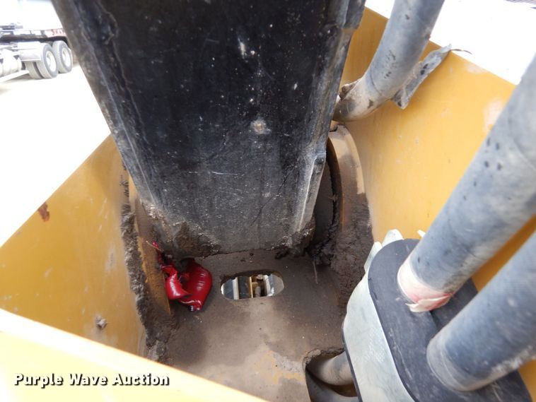 image for item KU9878 2014 Caterpillar 289D  tracked skid steer loader