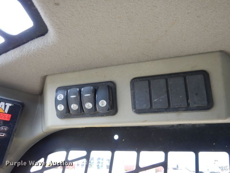 image for item KU9878 2014 Caterpillar 289D  tracked skid steer loader