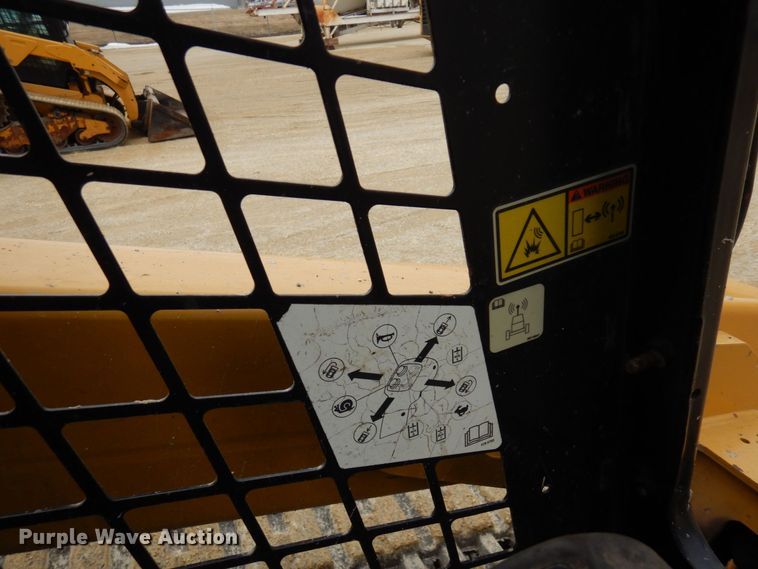 image for item KU9878 2014 Caterpillar 289D  tracked skid steer loader