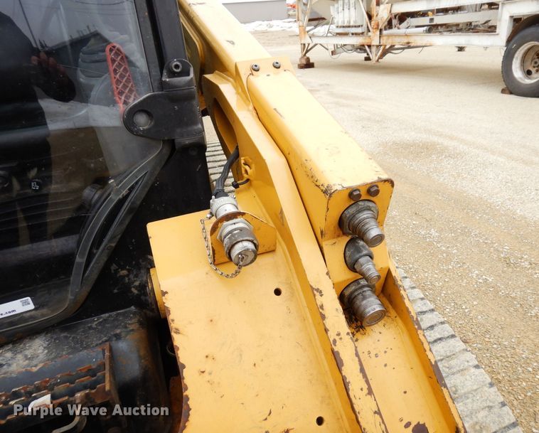 image for item KU9879 2017 Caterpillar 279D  tracked skid steer loader