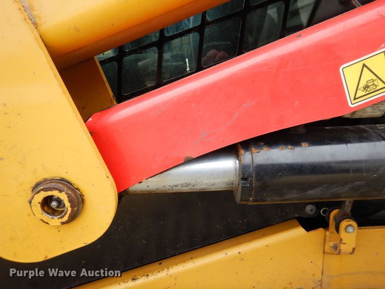 image for item KU9879 2017 Caterpillar 279D  tracked skid steer loader