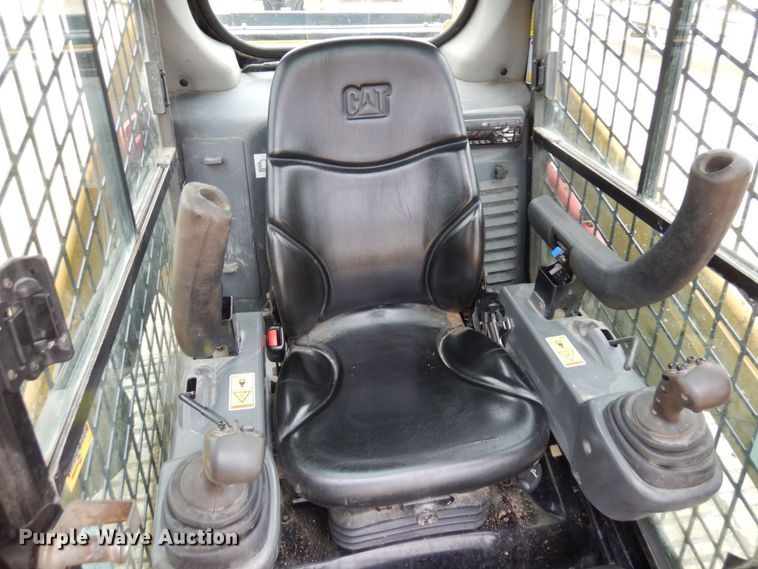 image for item KU9879 2017 Caterpillar 279D  tracked skid steer loader