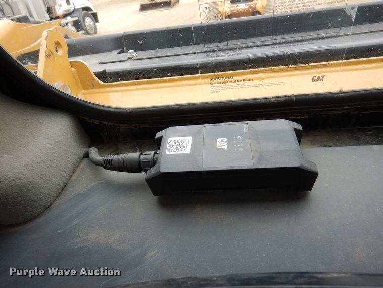 image for item KU9879 2017 Caterpillar 279D  tracked skid steer loader