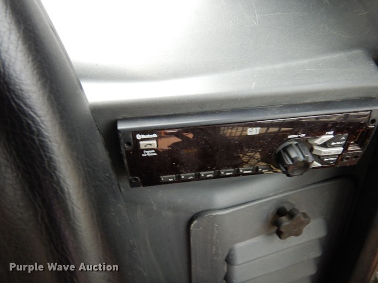 image for item KU9880 2016 Caterpillar 279D  tracked skid steer loader