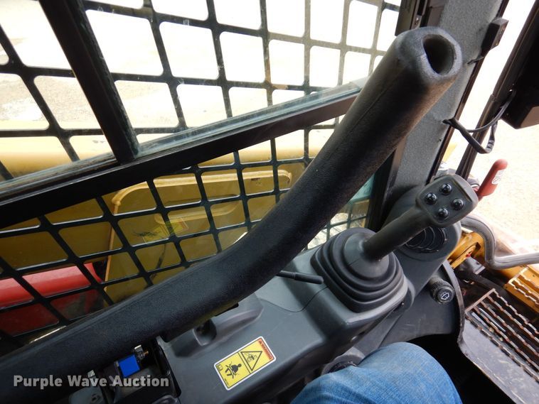 image for item KU9880 2016 Caterpillar 279D  tracked skid steer loader