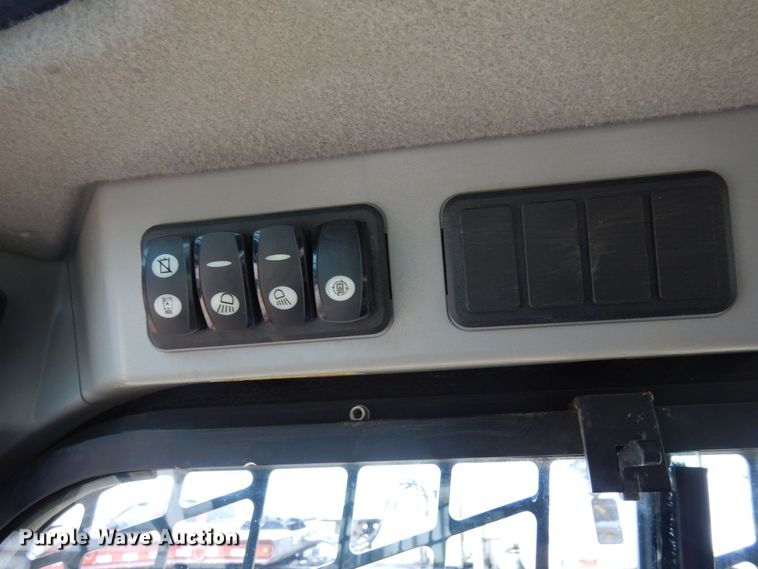 image for item KU9880 2016 Caterpillar 279D  tracked skid steer loader