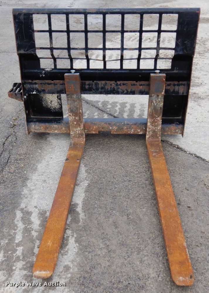 image for item KU9892 Caterpillar 48" W skid steer forks