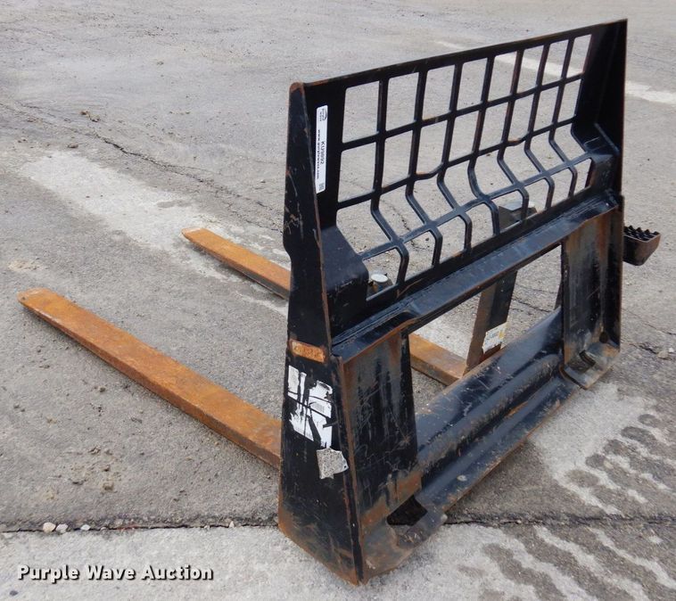 image for item KU9892 Caterpillar 48" W skid steer forks