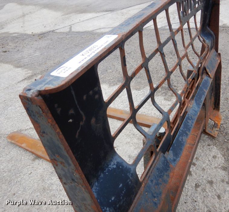 image for item KU9893 Berlon 47" W skid steer forks