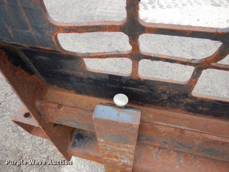 image for item KU9893 Berlon 47" W skid steer forks