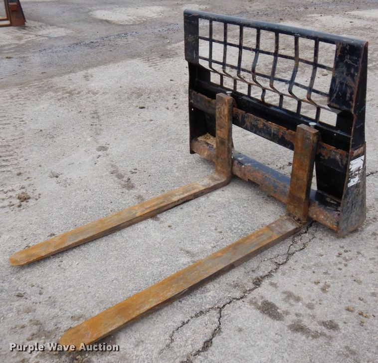 image for item KU9894 47" L skid steer forks