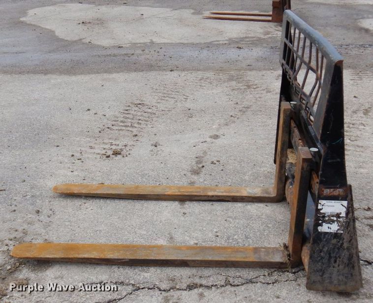 image for item KU9894 47" L skid steer forks