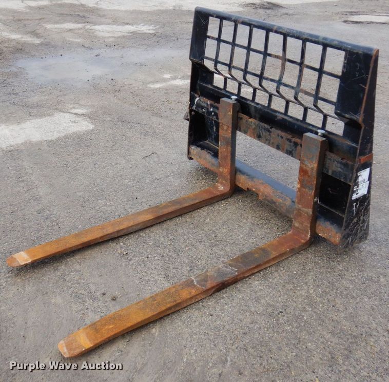 image for item KU9895 47" L skid steer forks