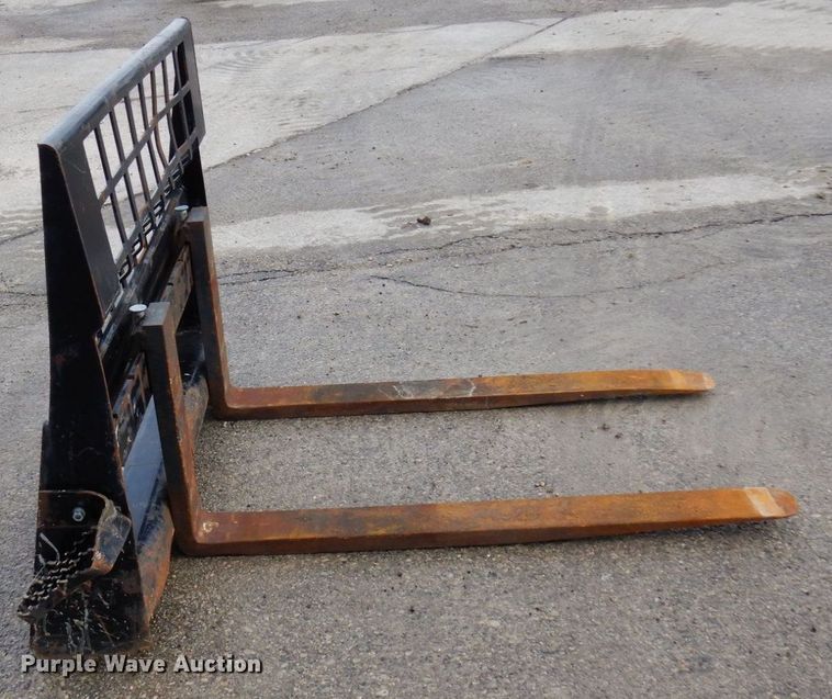 image for item KU9895 47" L skid steer forks