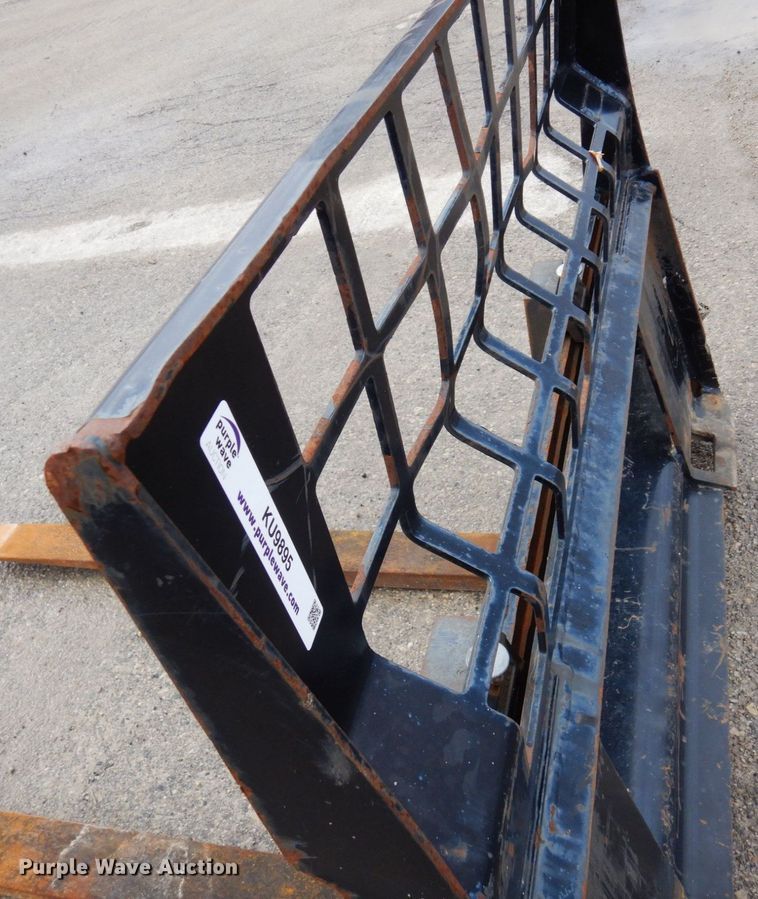 image for item KU9895 47" L skid steer forks