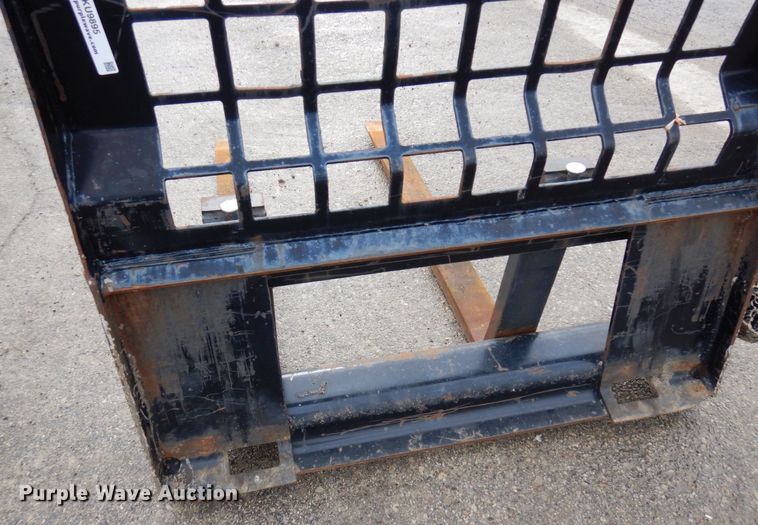 image for item KU9895 47" L skid steer forks