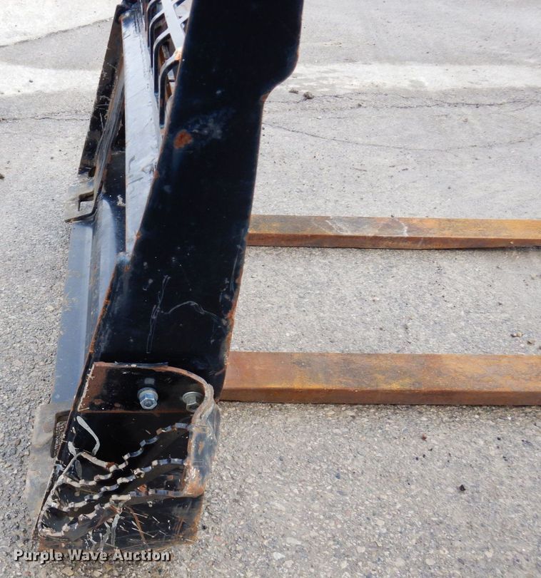 image for item KU9895 47" L skid steer forks