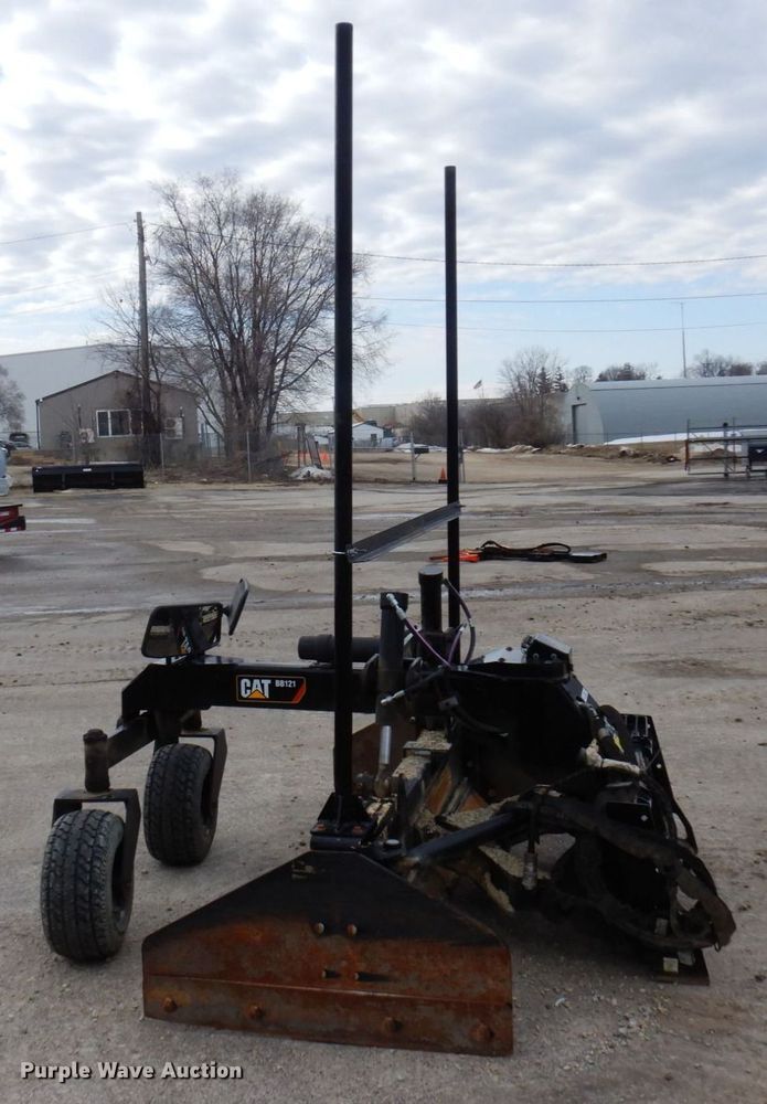 image for item KU9896 2018 Caterpillar BB121  86" W box blade