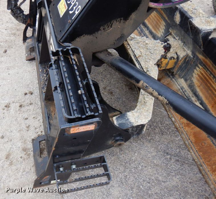 image for item KU9896 2018 Caterpillar BB121  86" W box blade