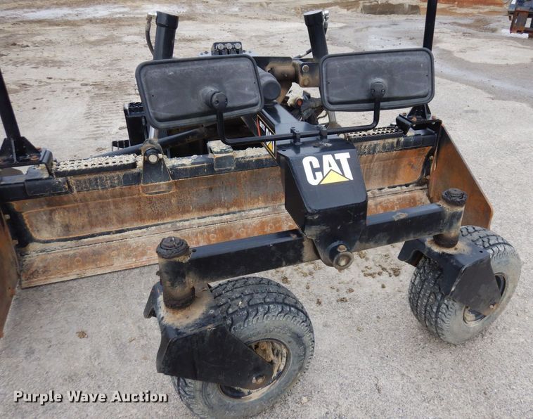 image for item KU9896 2018 Caterpillar BB121  86" W box blade