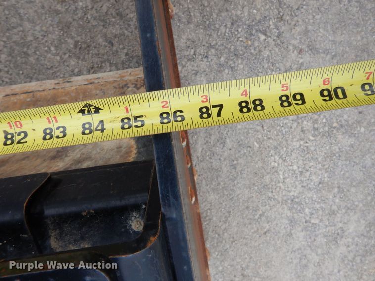 image for item KU9896 2018 Caterpillar BB121  86" W box blade