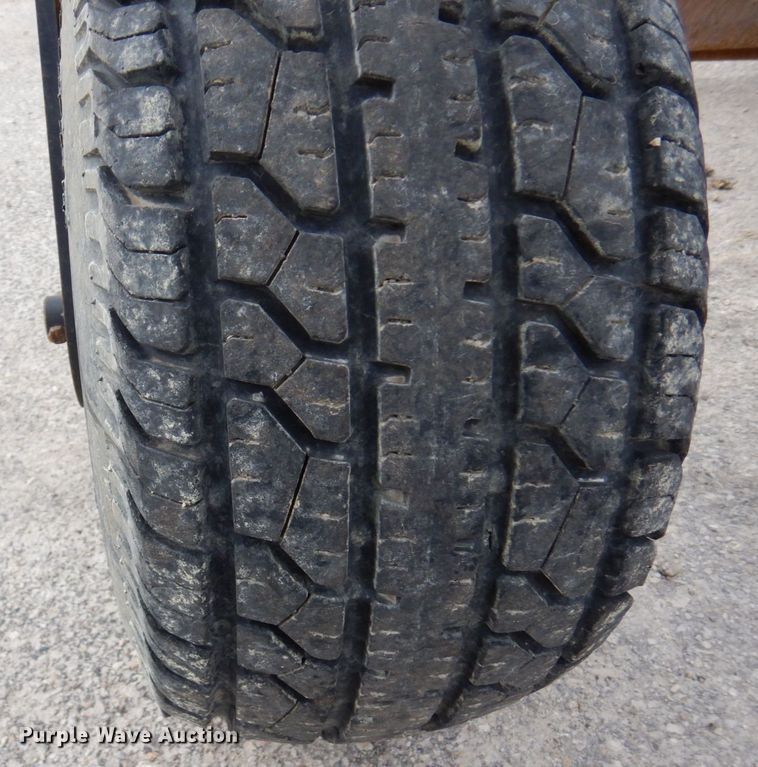 image for item KU9896 2018 Caterpillar BB121  86" W box blade