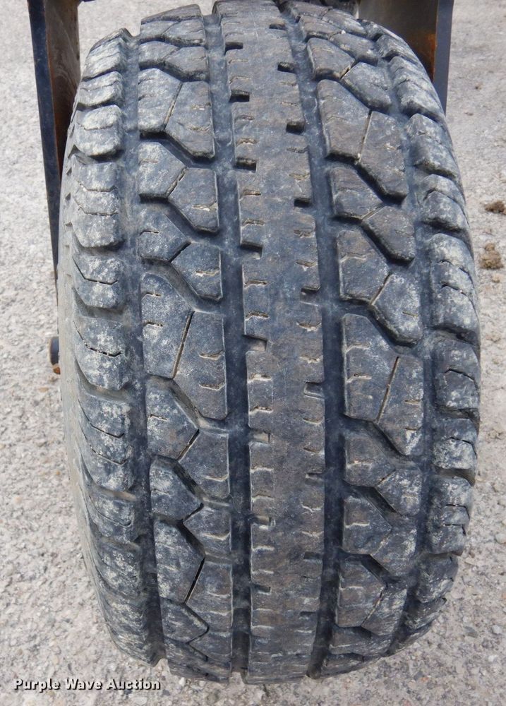 image for item KU9896 2018 Caterpillar BB121  86" W box blade