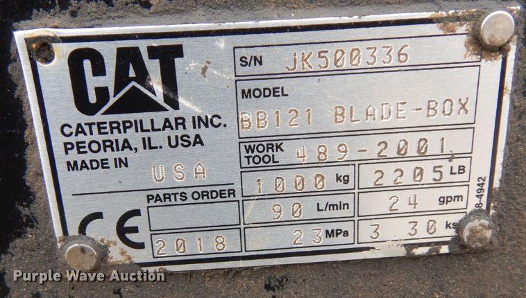 image for item KU9896 2018 Caterpillar BB121  86" W box blade