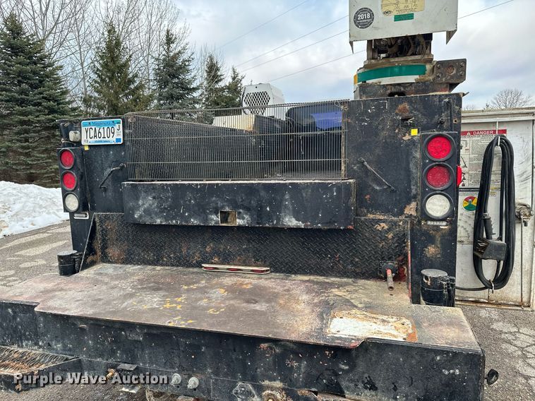 image for item KU9907 2007 Ford F750 Super Duty  utility / service truck