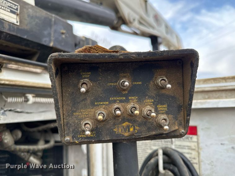 image for item KU9907 2007 Ford F750 Super Duty  utility / service truck