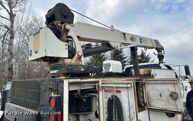 image for item KU9907 2007 Ford F750 Super Duty  utility / service truck