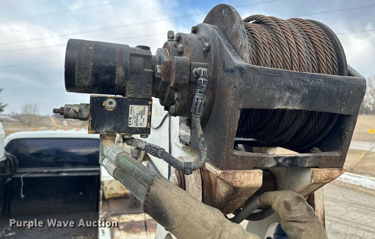 image for item KU9907 2007 Ford F750 Super Duty  utility / service truck