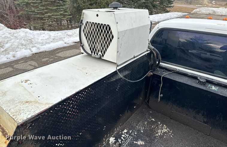 image for item KU9907 2007 Ford F750 Super Duty  utility / service truck