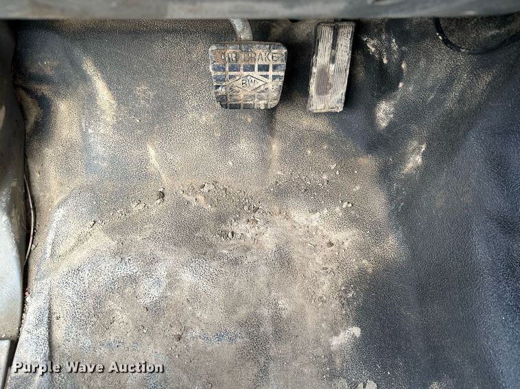 image for item KU9907 2007 Ford F750 Super Duty  utility / service truck