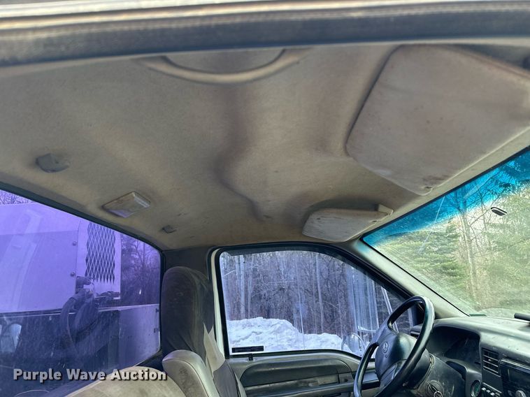 image for item KU9907 2007 Ford F750 Super Duty  utility / service truck