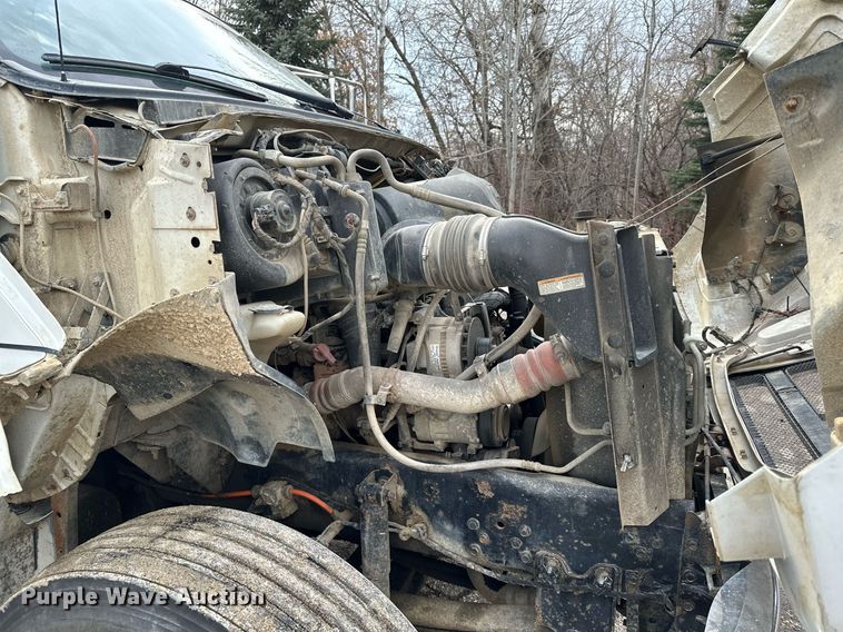 image for item KU9907 2007 Ford F750 Super Duty  utility / service truck