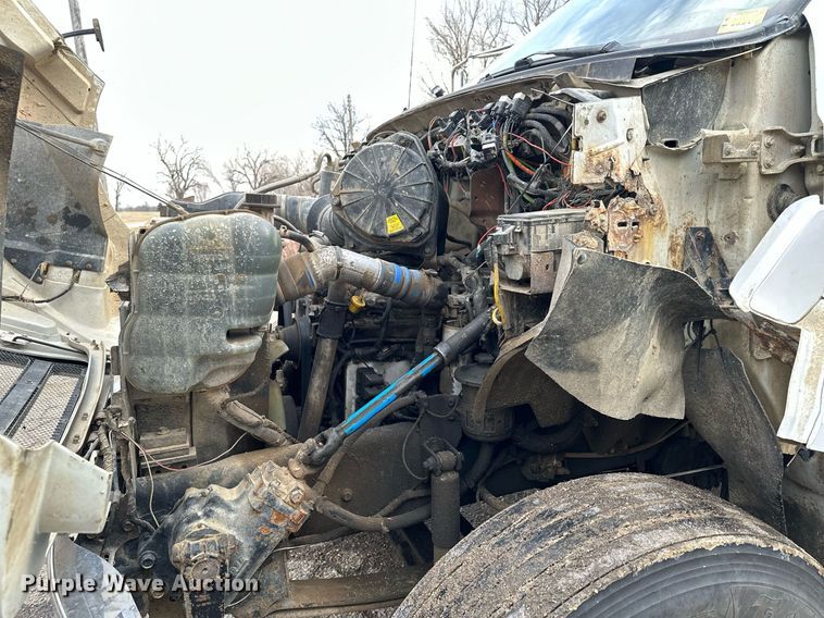 image for item KU9907 2007 Ford F750 Super Duty  utility / service truck