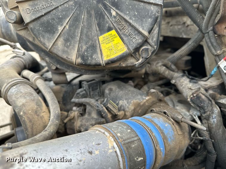 image for item KU9907 2007 Ford F750 Super Duty  utility / service truck